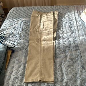 Gap loose fit khakis 33 x 32